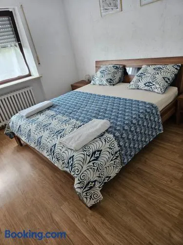 Gemütliche Gäste Suite für ruhige Nächte. Zentral - Image 1