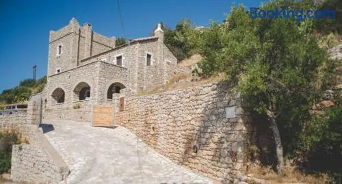 Boliari house - Image 1