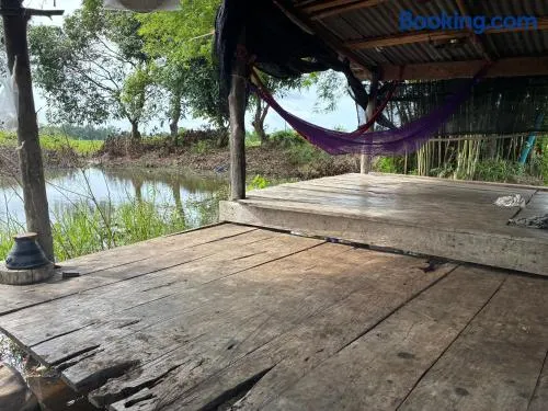 The Sawmill Lakeside Hut - Image 1