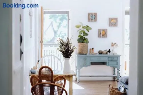 Little River Cottage-Views, Kayaks, Pet friendly - Image 1