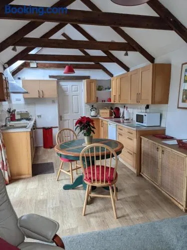 The Cottage, Little Trembroath - Image 1