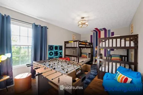 3BR Condo Near Ark Encounter, 8 Guests, Parking - Image 1