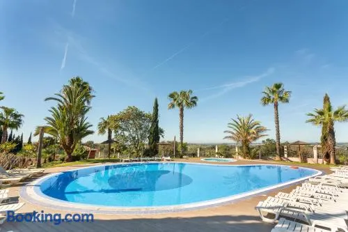 Host Wise - Deluxe Spacious House with Terrace & Jacuzzi - Image 1