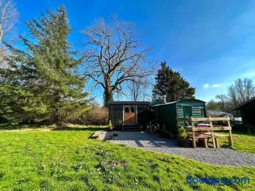 Shepherds Hut in enclosed field - Image 1
