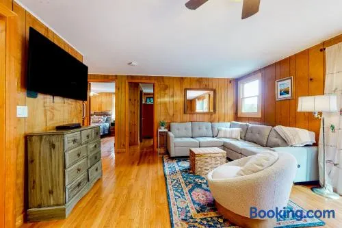 Potter's Place - Image 1