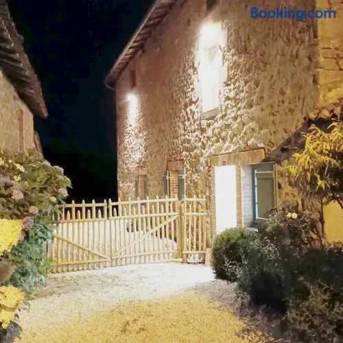 Gite 3 chambres, 2 à 10 pers et jardin clôturé - Image 1