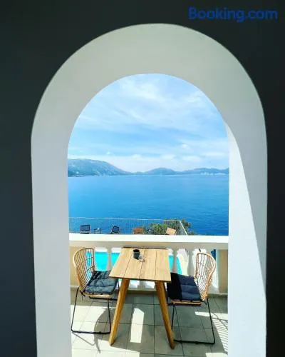 Kanakis Apartments - Image 1