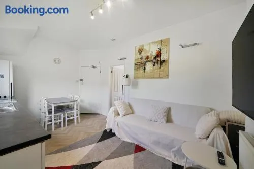 Garden Flat In Watford - Image 1