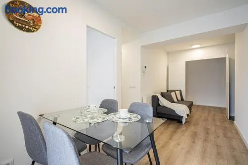 For You Rentals Apartamento La Vaguada 2 rooms Madrid Temporal PMO102 - Image 1