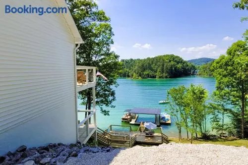 Waterfront Norris Lake Gem Sleep 11 Dock Fire Pit - Image 1