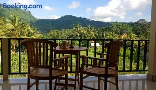 Mantra Guesthouse Sidemen - Image 1