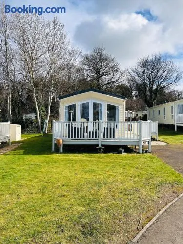 Edinburgh Lux Lodge Seton Sands - Image 1