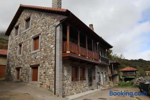 Casa Rural Pambuches - Image 1
