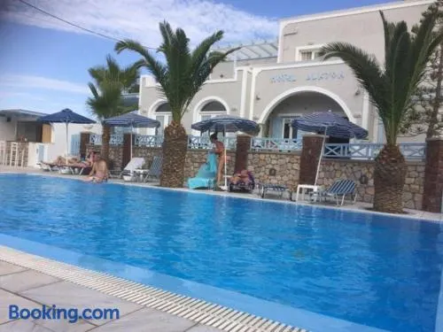 Alkyon Hotel - Image 1