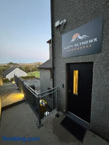 Llety Glyndwr - Bunkhouse - Image 1