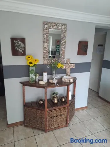 Honey Bee Guesthouse - Image 1