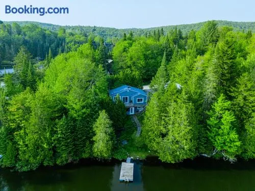 Le Chalet Bleu, spa au bord du lac - Image 1