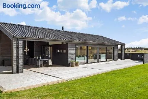 TV1584-Jerup-Engsig-Baekvej-44 - Image 1