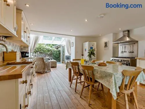 3 Bed in Bude oc-cohou - Image 1