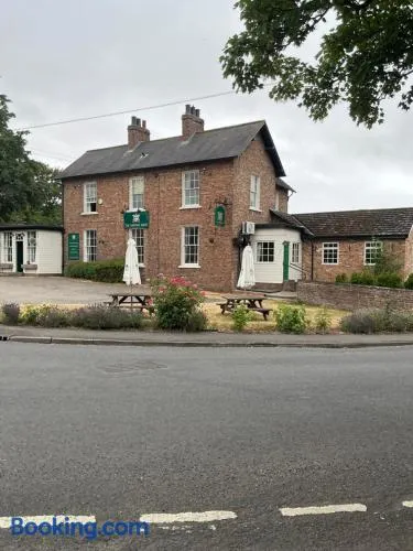The Dawnay Arms Hotel - Image 1