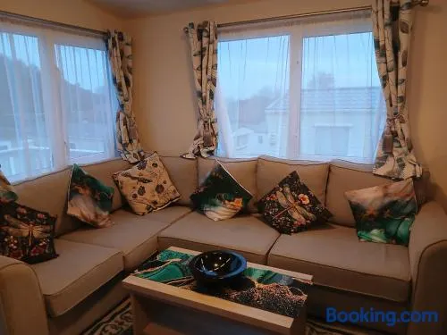 Warm and Cosy, Torbay Waterside Holiday Home - Image 1