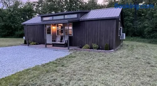 White Pine Cottage - Image 1