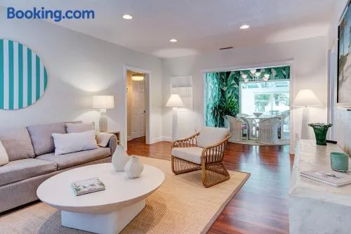 Luxury Home in Brickell Miami, 5 min to the Beach! - Image 1