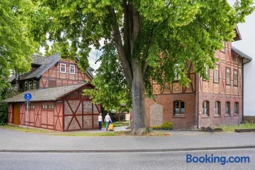 Zentrales Apartment in Holz und Lehm - Image 1