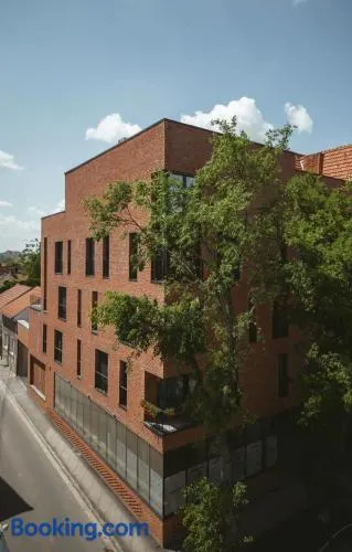 26 Bricks Suites - Image 1