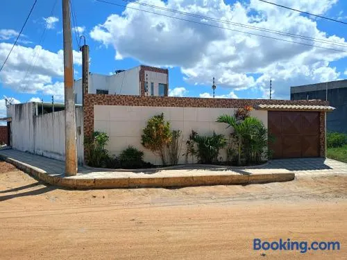 Casa de Férias- Com 2 quartos, Piscina e Churrasqueira - Image 1