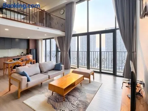 Moon Corner at Westlake - PentStudio Ha Noi, Duplex w Bath, 5mins to Lotte Mall - Image 1