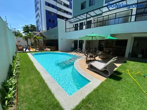 Apto 2Q Pina - 100m do RioMar - Suíte Piscina & Garagem - Image 1