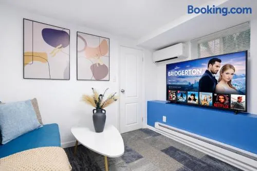 2 Bedroom Beach Front Gem - Image 1