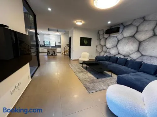 Super house - Image 1