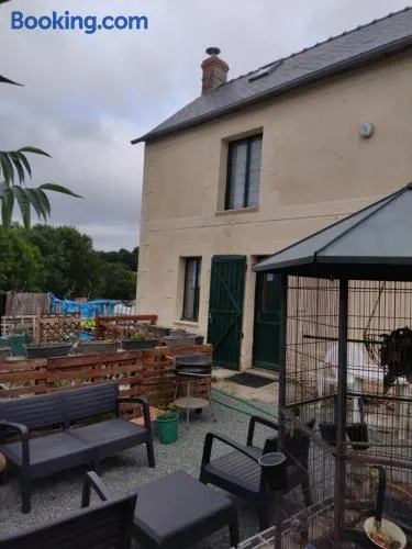 Secret Cottage - Image 1