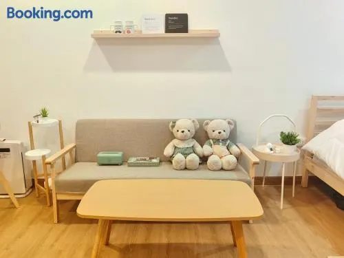 Secret Muji Vintage Building ห้องลับมูจิในตึกวินเทจ - Image 1