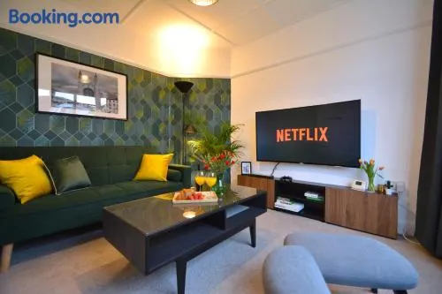 Cosy Cambridge House Near Centre with Free Parking - Image 1