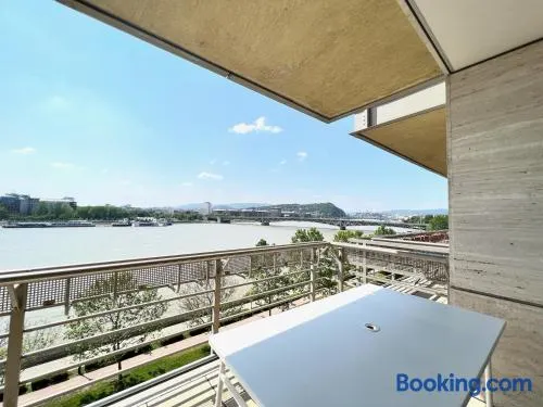 luxury apartment with a beautiful view Danubius - Image 1