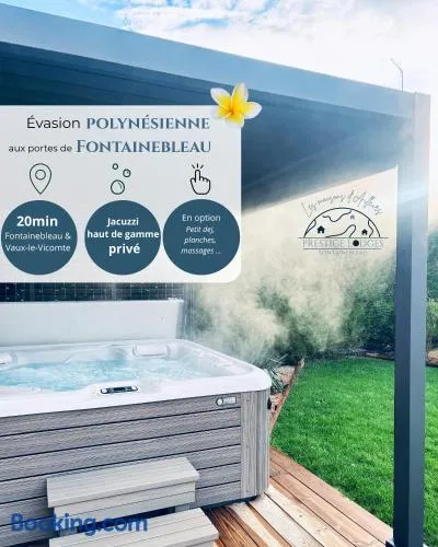 Fare Vahiné, maison tahitienne avec jacuzzi privé - PrestigeLodgesFontainebleau - Image 1