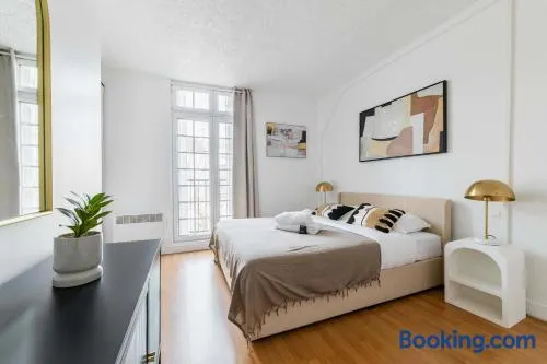 Duplex moderne proche metro - Mairie des Lilas - Image 1