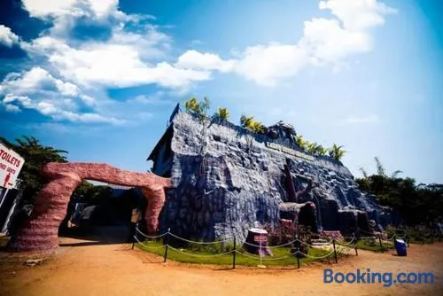Bandipur Resort Khan's Gufa - Image 1