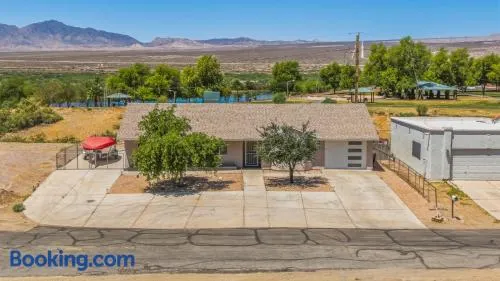 3 bed 2 bath remodeled home with river and mountain views - Image 1