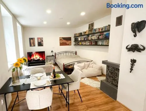 Atlas Apartments - Image 1