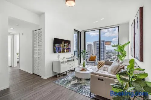 Experience Miami Modern 2 Bed Near Biscayne Blvd - Image 1