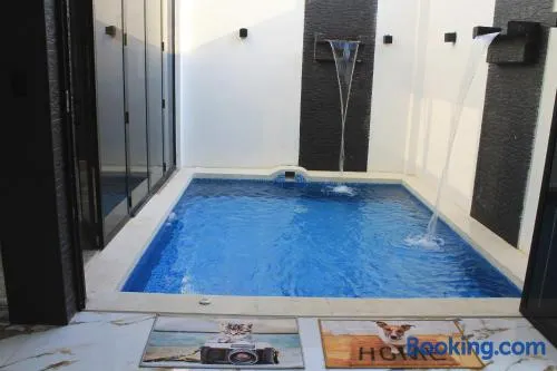 Casa de Lujo con Piscina privada Flandes Tolima - Image 1