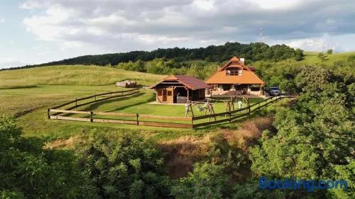 Bakonyszentkirályi Menedék - Image 1