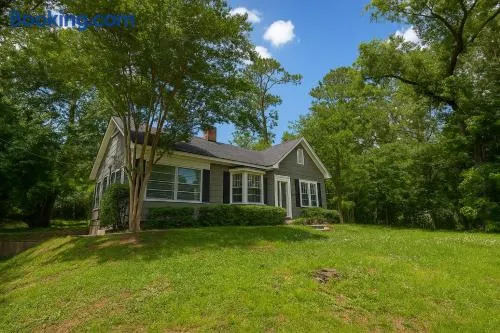 Magnolia Hill Vacation Home Rental in Meridian Mississippi Poplar Springs Historic District - Image 1
