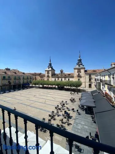 Palacete Plaza Mayor - Image 1