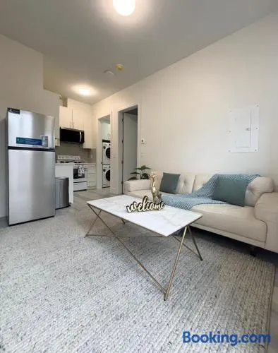 South surrey Secondary Suite with Kitchen - Image 1