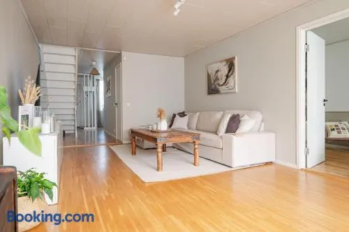 Calm and Comfortable 3BR Family Home with BBQ and Shared Pool - Image 1